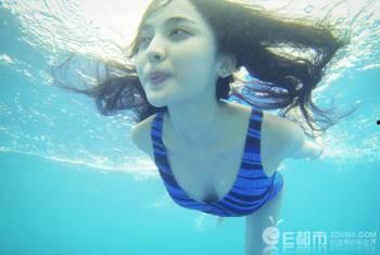 明星水下照,明星们的神秘海底瞬间