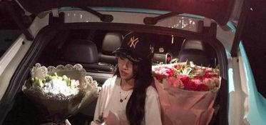 刘欣怡明星,璀璨星途，闪耀舞台的青春女神