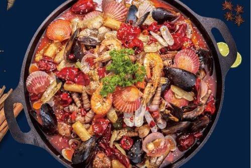 网红锅锅侠,烹饪界的明星传奇